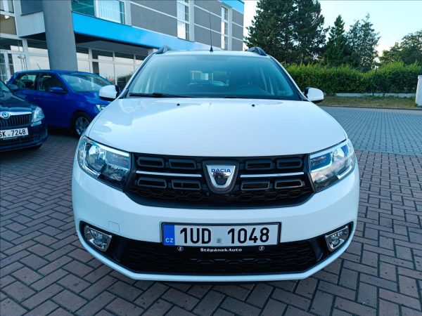 Dacia - Logan.jpg