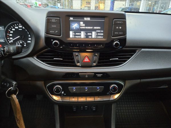 Hyundai - i30.jpg