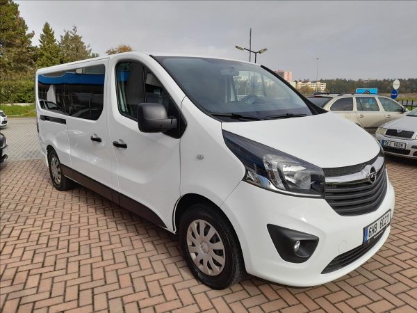 Opel - Vivaro.jpg