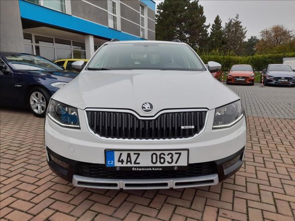 Škoda - Octavia.jpg