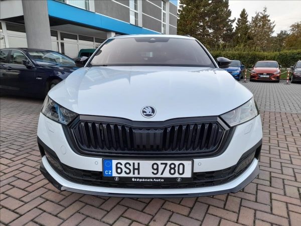 Škoda - Octavia.jpg