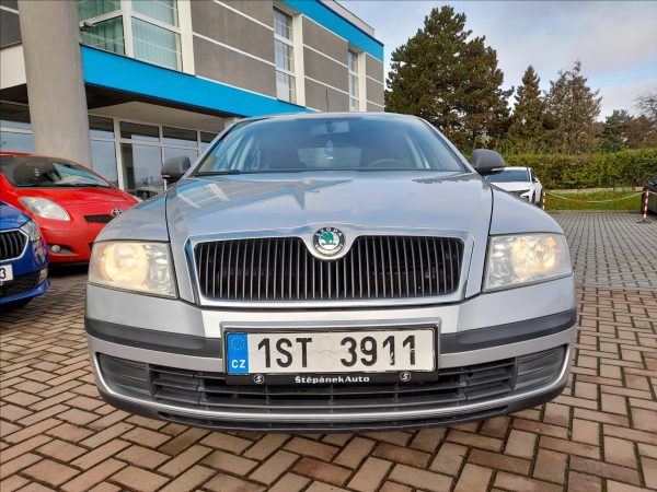 Škoda - Octavia.jpg