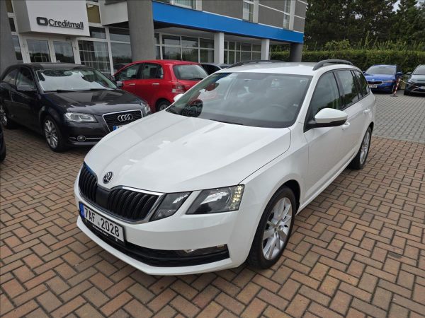 Škoda - Octavia.jpg