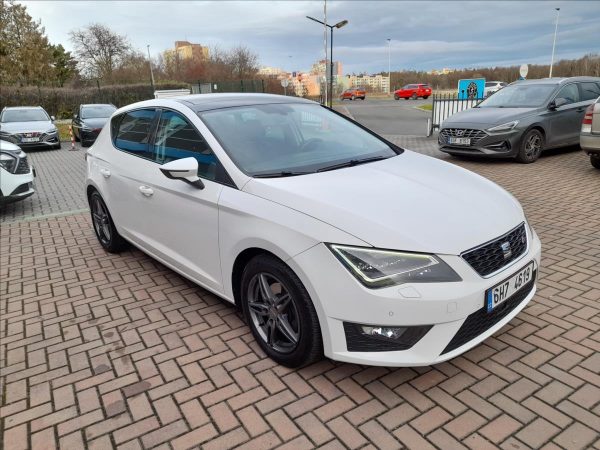 Seat - Leon.jpg