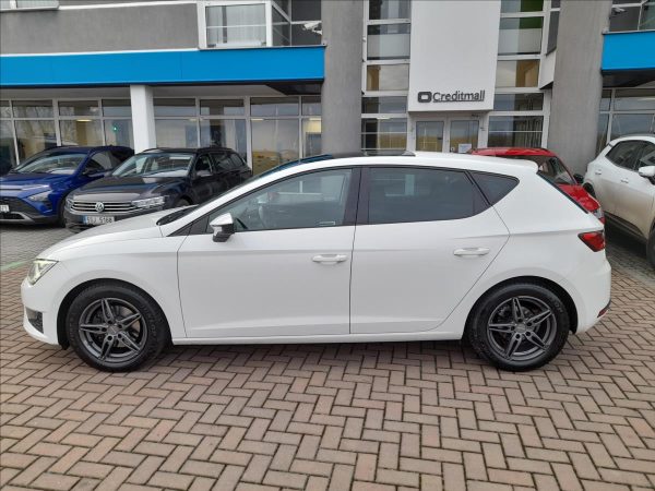 Seat - Leon.jpg