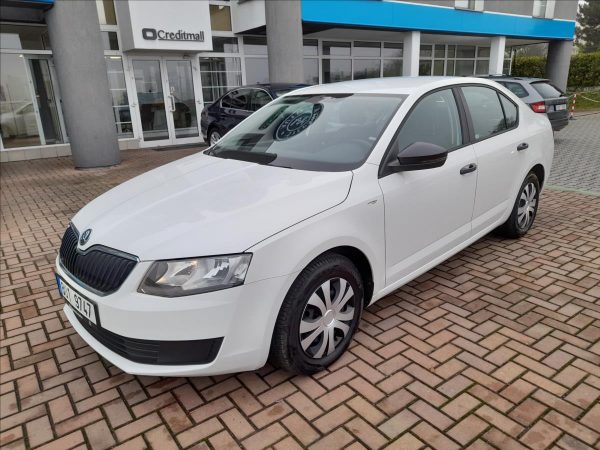 Škoda - Octavia.jpg