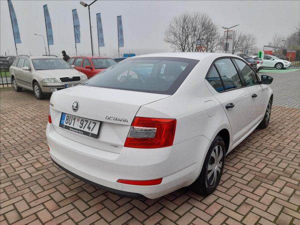 Škoda - Octavia.jpg